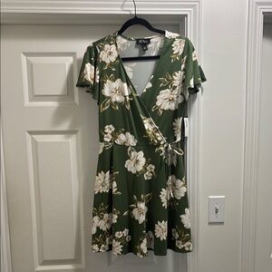 Xhilaration Green Floral Mini Dress
